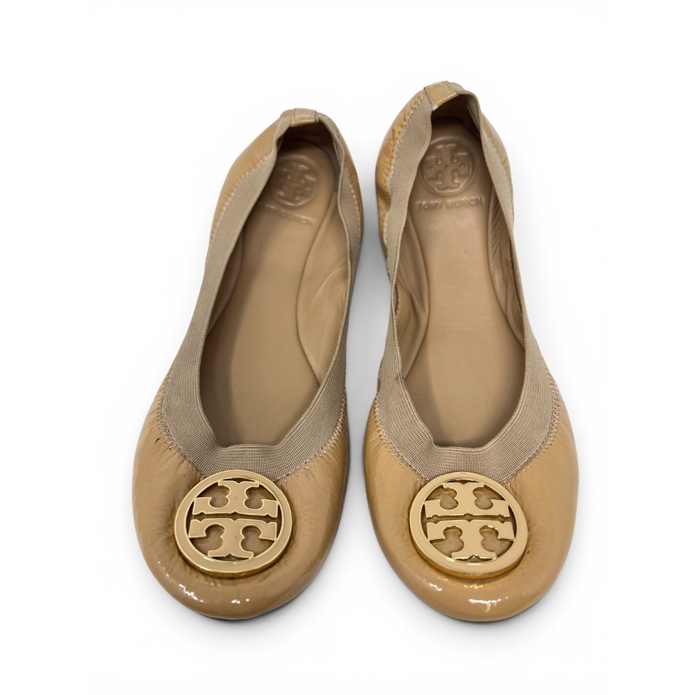 Tory Burch Caroline Patent Leather Ballet Flats Natural Logo Medallion Size 7.5